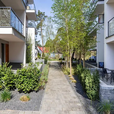 Apartment Prestige Red Z Basenem