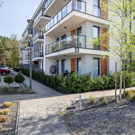 Apartment Prestige Red Z Basenem Pobierowo