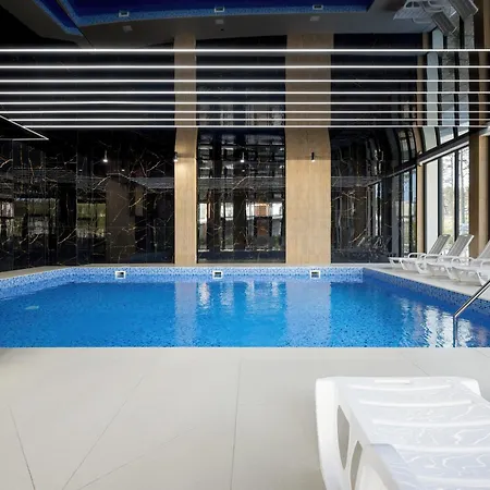 Apartment Prestige Red Z Basenem *